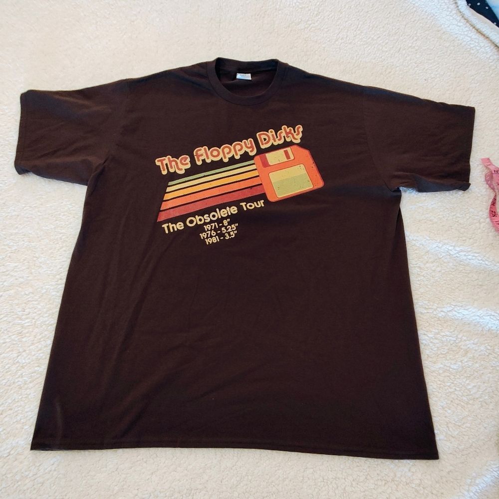 "Floppy Disks" "Tour" tshirt. Dark brown, men's 2XL 100% cotton